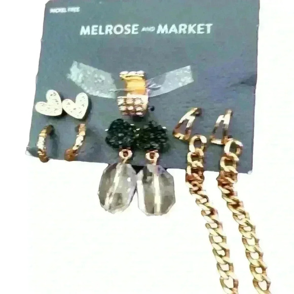 Melrose and Market 5 piece earring set with extra ear ring - Picture 1 of 4